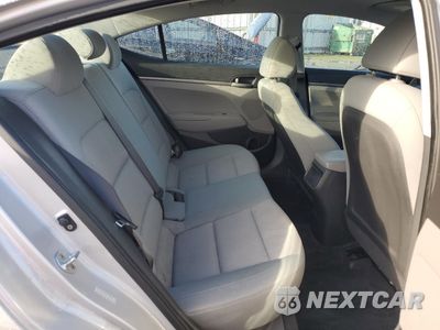 Zdjęcie 11 z 15 samochodu: 2017 HYUNDAI ELANTRA SE VIN:KMHD74LF8HU120178 - miniatura