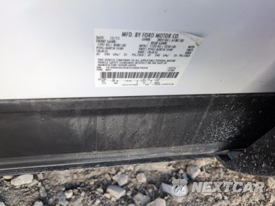 Zdjęcie 14 z 14 samochodu: 2016 FORD EXPLORER XLT VIN:1FM5K8D84GGB87609 - miniatura