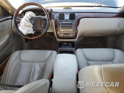 Zdjęcie 8 z 12 samochodu: 2008 CADILLAC DTS VIN:1G6KD57Y28U205459 - miniatura