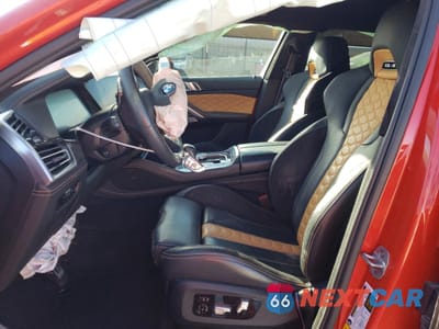 Zdjęcie 7 z 15 samochodu: 2021 BMW X6 M VIN:5YMCY0C08M9D77978 - miniatura
