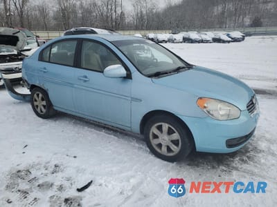Czwarte zdjęcie samochodu z boku: 2006 HYUNDAI ACCENT GLS VIN:KMHCN46C06U023797 - miniatura