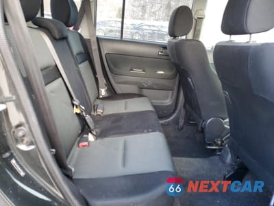 Zdjęcie 11 z 15 samochodu: 2006 TOYOTA SCION XB VIN:JTLKT324464072634 - miniatura