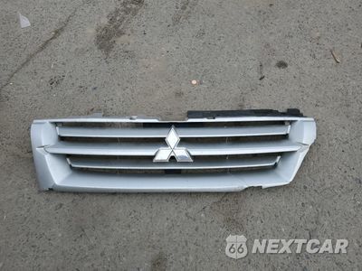 Zdjęcie 13 z 14 samochodu: 2002 MITSUBISHI MONTERO LIMITED VIN:JA4MW51R22J009798 - miniatura