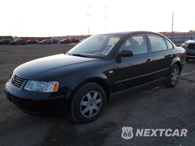 2000 VOLKSWAGEN PASSAT GLS WVWMA23B0YP300938 - główne zdjęcie licytacji z USA - miniatura