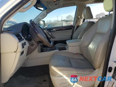 Zdjęcie 7 z 15 samochodu: 2017 LEXUS GX 460 VIN:JTJBM7FX7H5158292 - miniatura