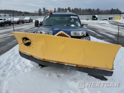 Piąte zdjęcie samochodu w środku: 2004 CHEVROLET SILVERADO K1500 VIN:2GCEK13T441366047 - miniatura
