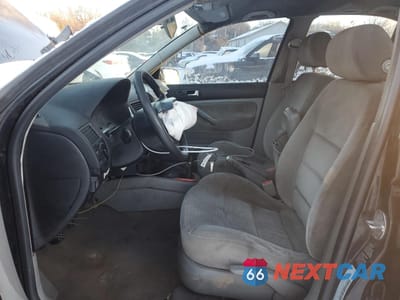 Zdjęcie 7 z 14 samochodu: 1999 VOLKSWAGEN JETTA GLS TDI VIN:3VWSF29M5XM033878 - miniatura