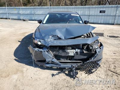 Piąte zdjęcie samochodu w środku: 2024 MAZDA 3 PREFERRED VIN:3MZBPBCM7RM415645 - miniatura