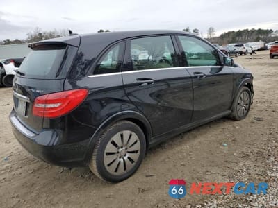 Trzecie zdjęcie samochodu z tyłu: 2014 MERCEDES-BENZ B ELECTRIC VIN:WDDVP9AB1EJ004037 - miniatura