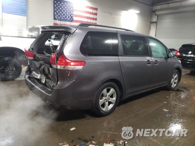 Trzecie zdjęcie samochodu z tyłu: 2011 TOYOTA SIENNA LE VIN:5TDKK3DC5BS035187 - miniatura