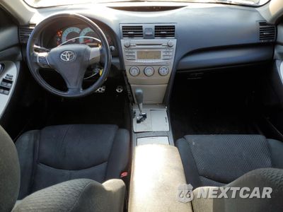 Zdjęcie 8 z 12 samochodu: 2011 TOYOTA CAMRY BASE VIN:4T1BF3EK5BU186841 - miniatura
