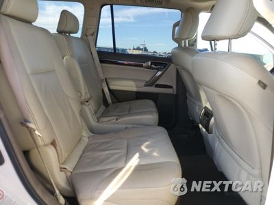 Zdjęcie 11 z 15 samochodu: 2017 LEXUS GX 460 VIN:JTJBM7FX7H5158292 - miniatura