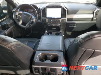 Zdjęcie 8 z 14 samochodu: 2022 FORD F450 SUPER DUTY VIN:1FT8W4DT5NEC32455 - miniatura