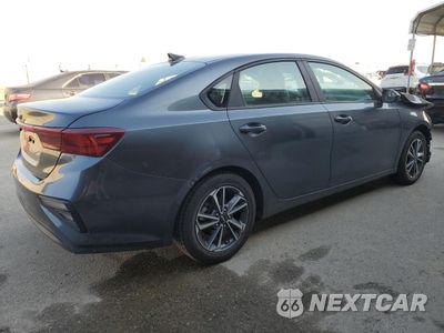 Trzecie zdjęcie samochodu z tyłu: 2020 KIA FORTE FE VIN:3KPF24ADXLE208329 - miniatura