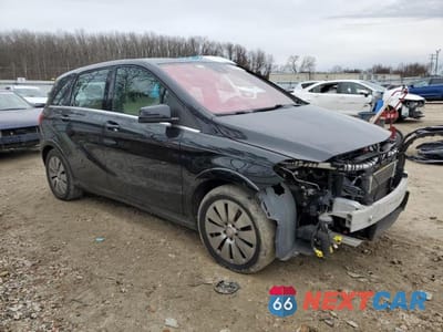 Czwarte zdjęcie samochodu z boku: 2014 MERCEDES-BENZ B ELECTRIC VIN:WDDVP9AB1EJ004037 - miniatura