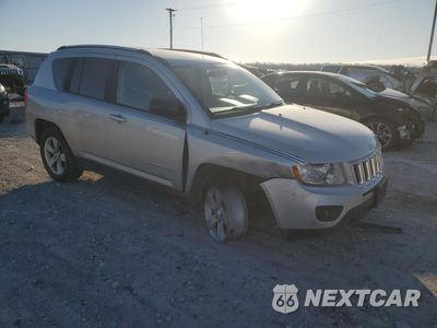 Czwarte zdjęcie samochodu z boku: 2012 JEEP COMPASS LATITUDE VIN:1C4NJDEB4CD598742 - miniatura
