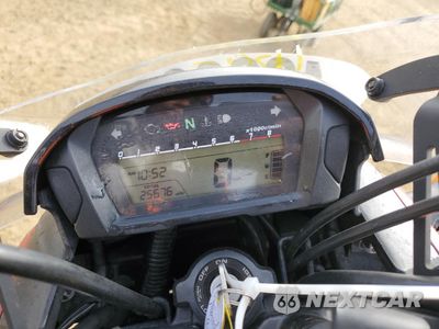 Zdjęcie 7 z 10 samochodu: 2014 HONDA CTX700 N VIN:JH2RC6819EK000063 - miniatura