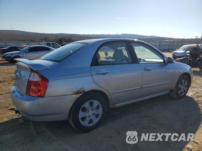 Trzecie zdjęcie samochodu z tyłu: 2005 KIA SPECTRA LX VIN:KNAFE121365236917 - miniatura