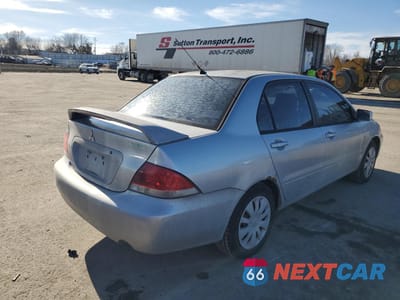 Trzecie zdjęcie samochodu z tyłu: 2006 MITSUBISHI LANCER ES VIN:JA3AJ26E46U071900 - miniatura