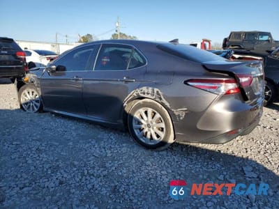 Drugie zdjęcie samochodu z przodu: 2020 TOYOTA CAMRY LE VIN:4T1C11AK0LU993699 - miniatura