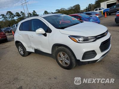 Czwarte zdjęcie samochodu z boku: 2022 CHEVROLET TRAX 1LT VIN:KL7CJLSM5NB560343 - miniatura