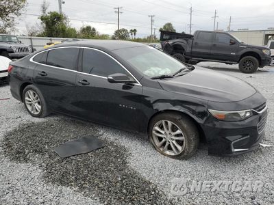 Czwarte zdjęcie samochodu z boku: 2018 CHEVROLET MALIBU LT VIN:1G1ZD5ST8JF124704 - miniatura