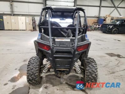 Zdjęcie 6 z 14 samochodu: 2016 POLARIS RZR 4 900 EPS VIN:4XAVCE875GB666725 - miniatura