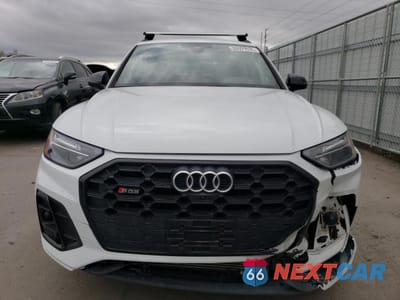 Piąte zdjęcie samochodu w środku: 2021 AUDI SQ5 PREMIUM PLUS VIN:WA1B4AFY8M2038970 - miniatura