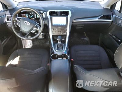 Zdjęcie 8 z 12 samochodu: 2014 FORD FUSION SE HYBRID VIN:3FA6P0LU1ER222130 - miniatura