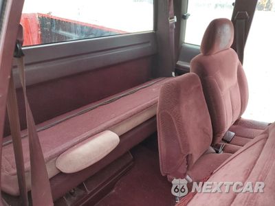 Zdjęcie 11 z 13 samochodu: 1995 GMC SIERRA C1500 VIN:2GTEC19KXS1570733 - miniatura