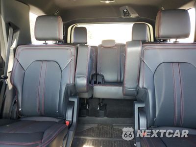 Zdjęcie 10 z 16 samochodu: 2023 FORD EXPEDITION LIMITED VIN:1FMJU2AG1PEA38121 - miniatura