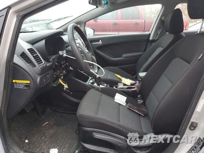 Zdjęcie 7 z 14 samochodu: 2018 KIA FORTE LX VIN:3KPFK4A73JE278293 - miniatura