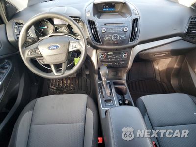 Zdjęcie 8 z 12 samochodu: 2018 FORD ESCAPE SE VIN:1FMCU9GD4JUC01551 - miniatura