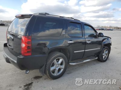 Trzecie zdjęcie samochodu z tyłu: 2013 CHEVROLET TAHOE K1500 LTZ VIN:1GNSKCE06DR106488 - miniatura