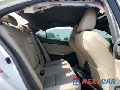 Zdjęcie 10 z 15 samochodu: 2018 LEXUS IS 300 VIN:JTHBA1D27J5082206 - miniatura