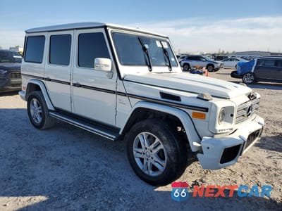 Czwarte zdjęcie samochodu z boku: 2012 MERCEDES-BENZ G 550 VIN:WDCYC3HFXCX195521 - miniatura