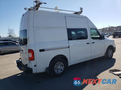 Trzecie zdjęcie samochodu z tyłu: 2015 NISSAN NV 2500 VIN:1N6BF0LY0FN801481 - miniatura