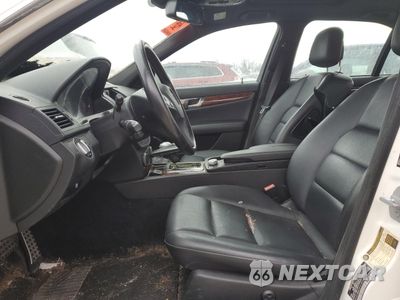 Zdjęcie 7 z 13 samochodu: 2010 MERCEDES-BENZ C 300 4MATIC VIN:WDDGF8BB5AF419234 - miniatura