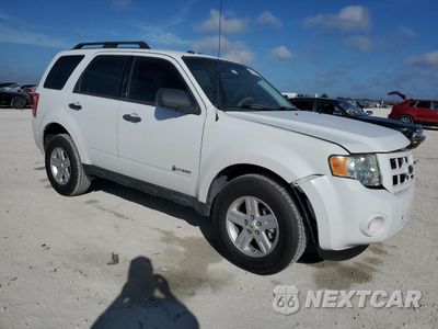 Czwarte zdjęcie samochodu z boku: 2010 FORD ESCAPE HYBRID VIN:1FMCU4K38AKB18508 - miniatura