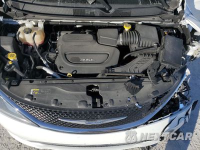 Zdjęcie 13 z 15 samochodu: 2018 CHRYSLER PACIFICA LIMITED VIN:2C4RC1GG1JR115219 - miniatura