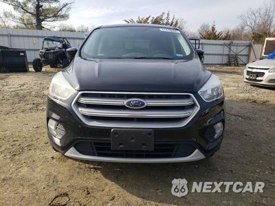 Piąte zdjęcie samochodu w środku: 2017 FORD ESCAPE SE VIN:1FMCU0GD2HUD08412 - miniatura