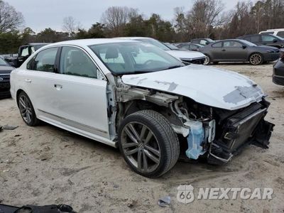 Czwarte zdjęcie samochodu z boku: 2017 VOLKSWAGEN PASSAT R-LINE VIN:1VWDT7A38HC000216 - miniatura