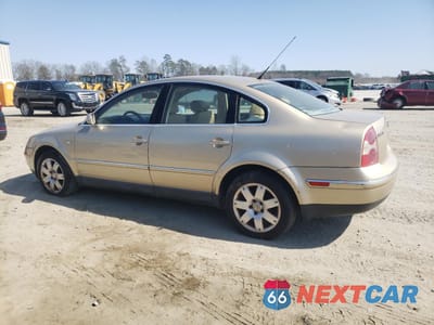Drugie zdjęcie samochodu z przodu: 2003 VOLKSWAGEN PASSAT GLX VIN:WVWRH63B73P038515 - miniatura