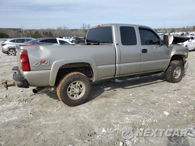 Trzecie zdjęcie samochodu z tyłu: 2003 CHEVROLET SILVERADO K2500 HEAVY DUTY VIN:1GCHK291X3E235453 - miniatura