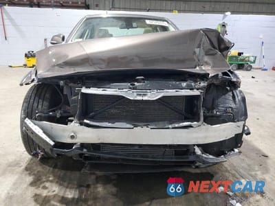 Piąte zdjęcie samochodu w środku: 2014 BMW 320 I XDRIVE VIN:WBA3C3G50ENR25764 - miniatura