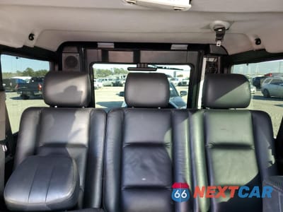 Zdjęcie 10 z 12 samochodu: 2012 MERCEDES-BENZ G 550 VIN:WDCYC3HFXCX195521 - miniatura