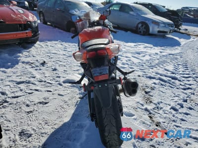 Czwarte zdjęcie samochodu z boku: 2022 SUZUKI GSX-R750 VIN:JS1GR7MA3N7101056 - miniatura