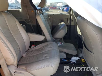 Zdjęcie 10 z 13 samochodu: 2012 TOYOTA SIENNA XLE VIN:5TDYK3DCXCS233548 - miniatura