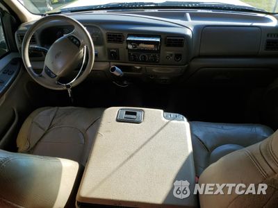 Zdjęcie 8 z 12 samochodu: 2000 FORD F350 SUPER DUTY VIN:1FTWX33F9YEC80426 - miniatura
