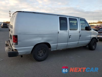 Trzecie zdjęcie samochodu z tyłu: 2004 FORD ECONOLINE E150 VAN VIN:1FTRE14W44HB00932 - miniatura